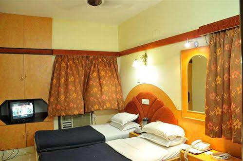 Hotel Heera International Kolkata Eksteriør bilde